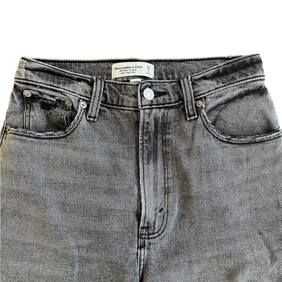 Abercrombie & Fitch The Ankle Straight Ultra High Rise Jeans - Picture 2 of 14